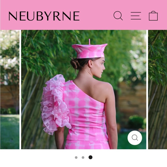 Neubyrne Tory Ruffle Top - Picture 2 of 5